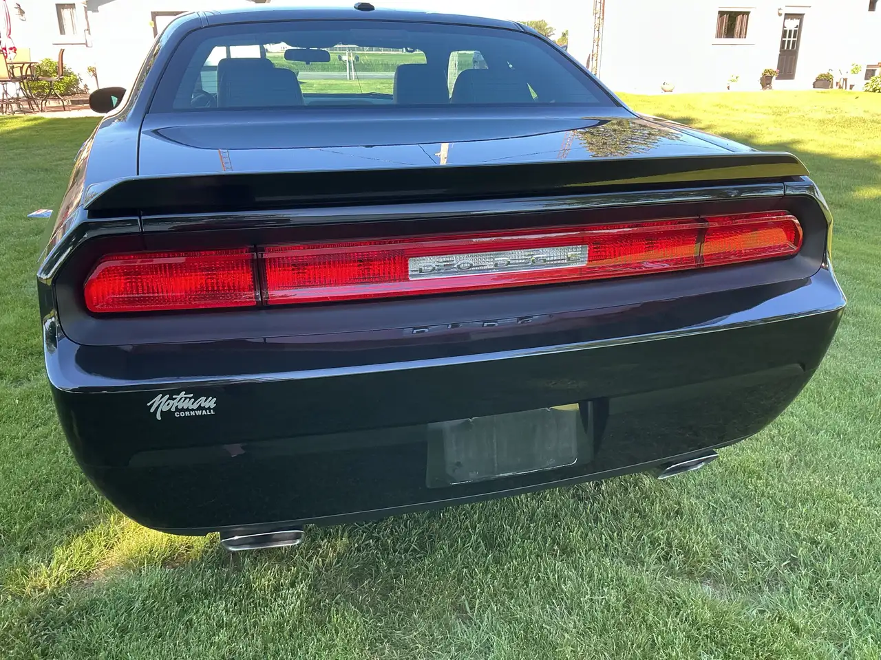 Dodge Challenger photo Dodge Challenger