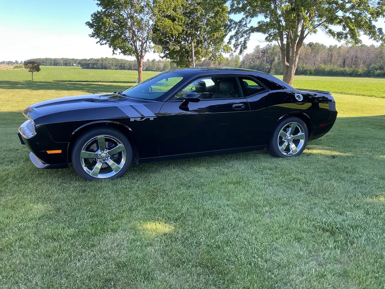 Dodge Challenger photo Dodge Challenger