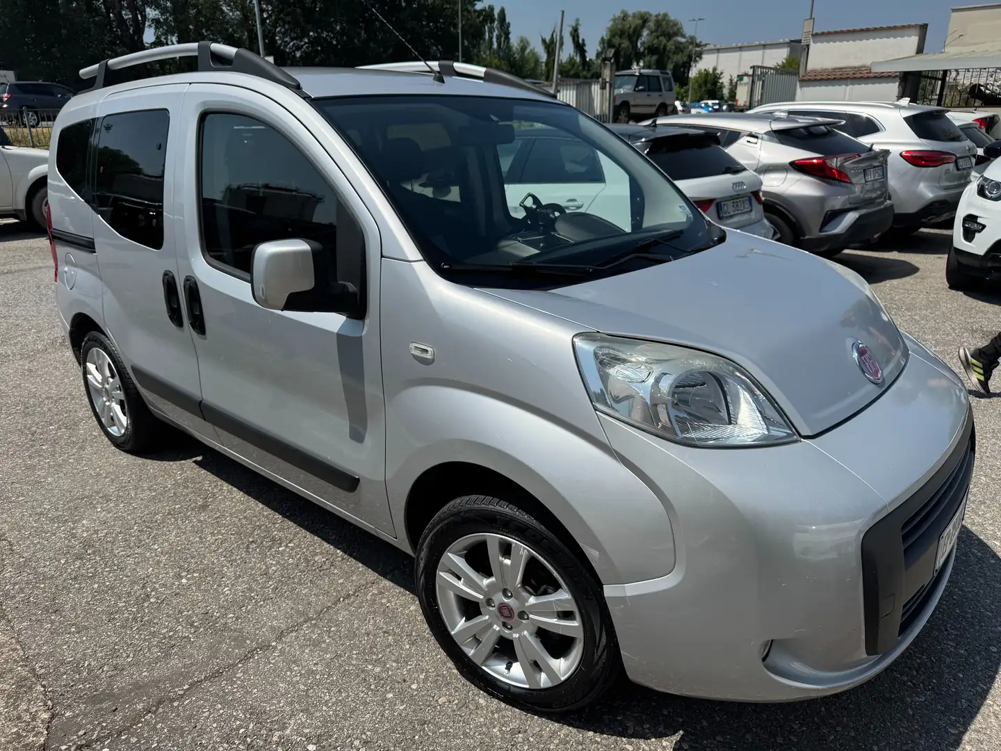 Fiat Qubo 1.4 8v natural power Dynamic 70cv Argento - 1