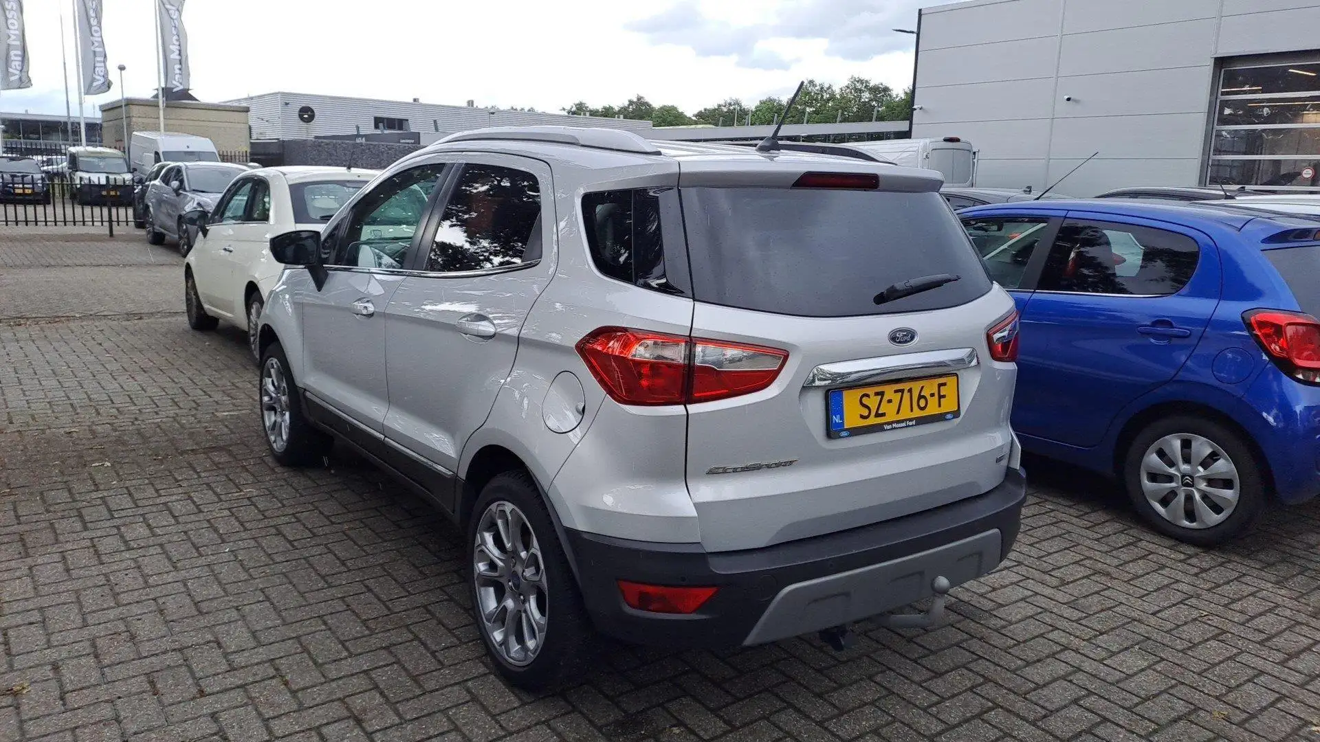 Ford EcoSport 1.0 EcoBoost Titanium Trekhaak | LMV | Apple carpl Grijs - 2