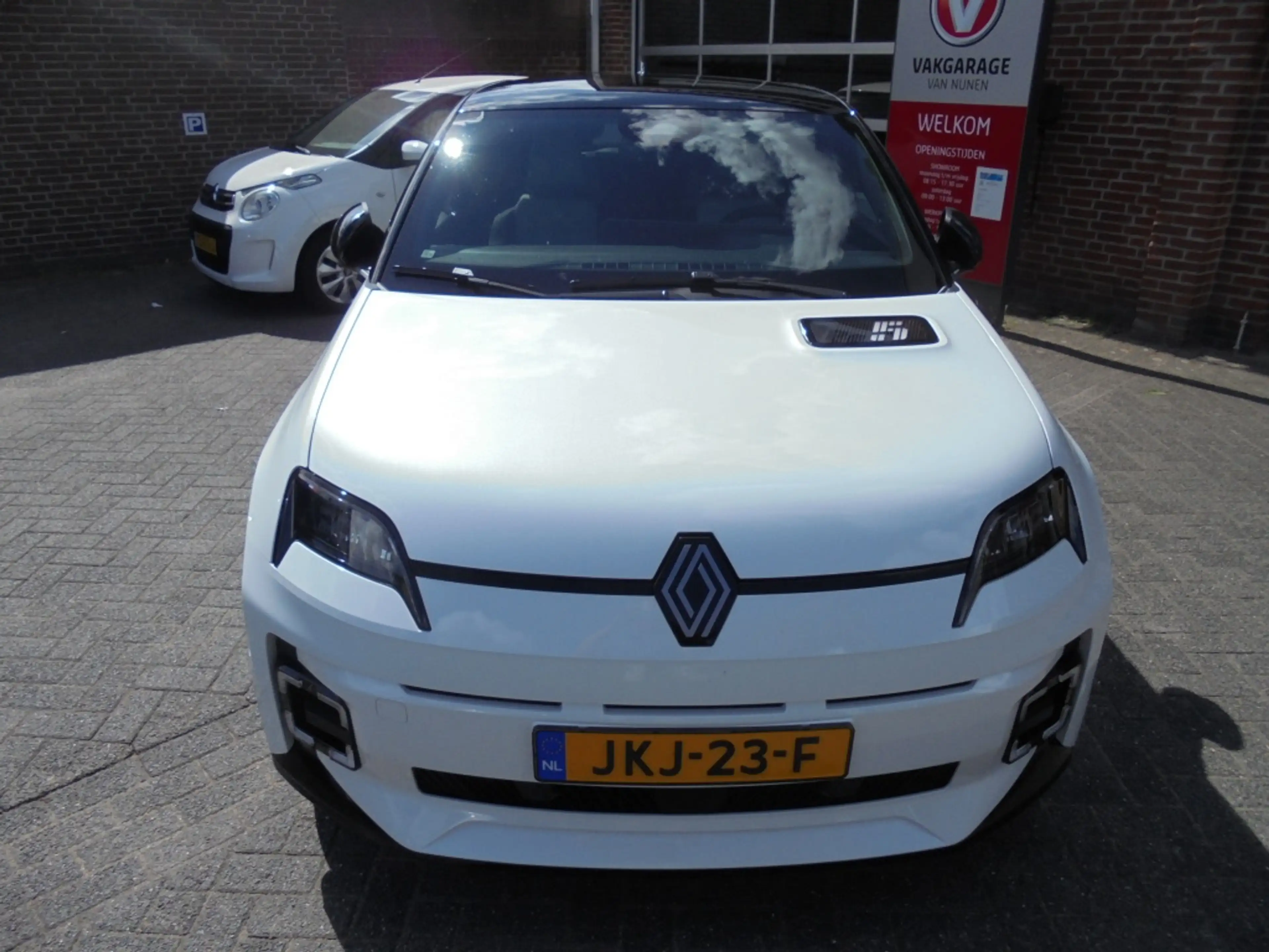 Renault R 5 Roland-Garros 52 kWh||Comfort Range||Harman Cardon — photo 4