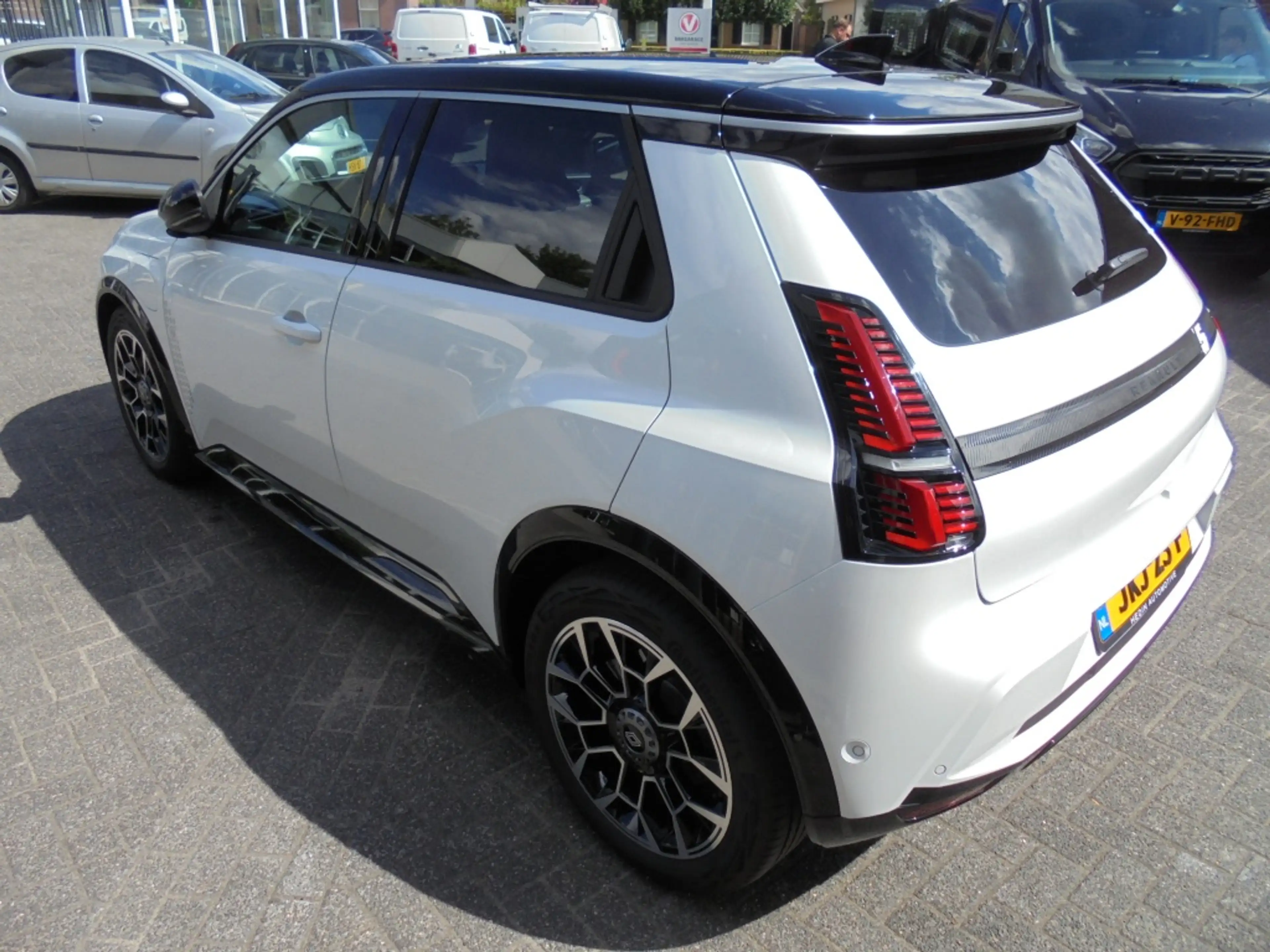 Renault R 5 Roland-Garros 52 kWh||Comfort Range||Harman Cardon — photo 7