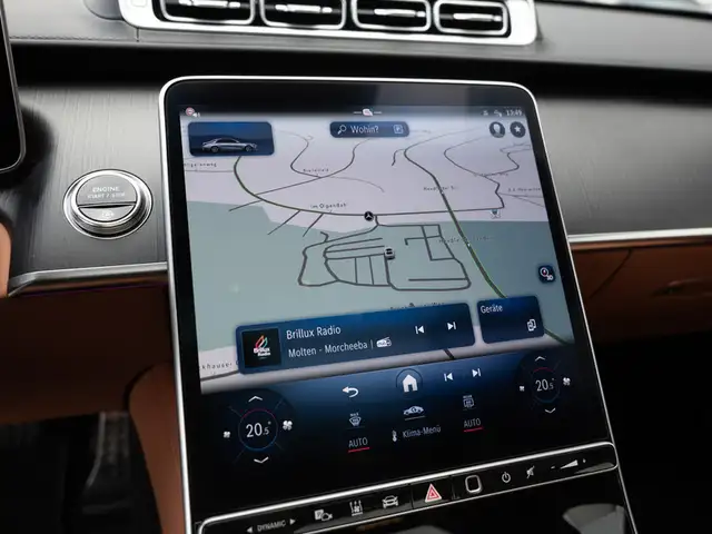 Mercedes-Benz S-Class view 10