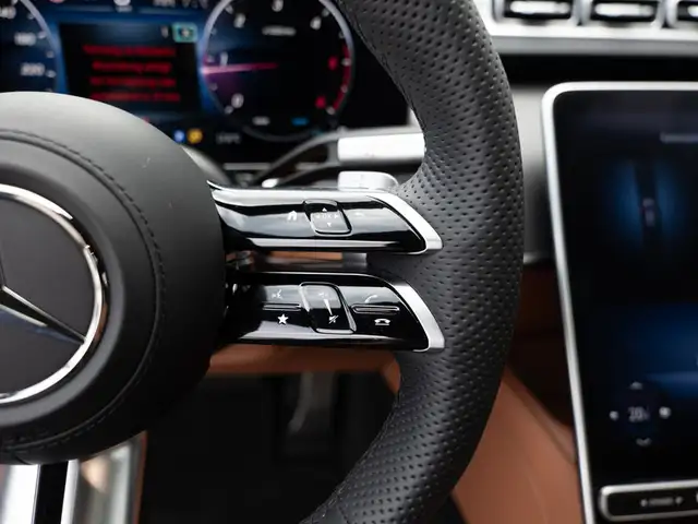 Mercedes-Benz S-Class view 15