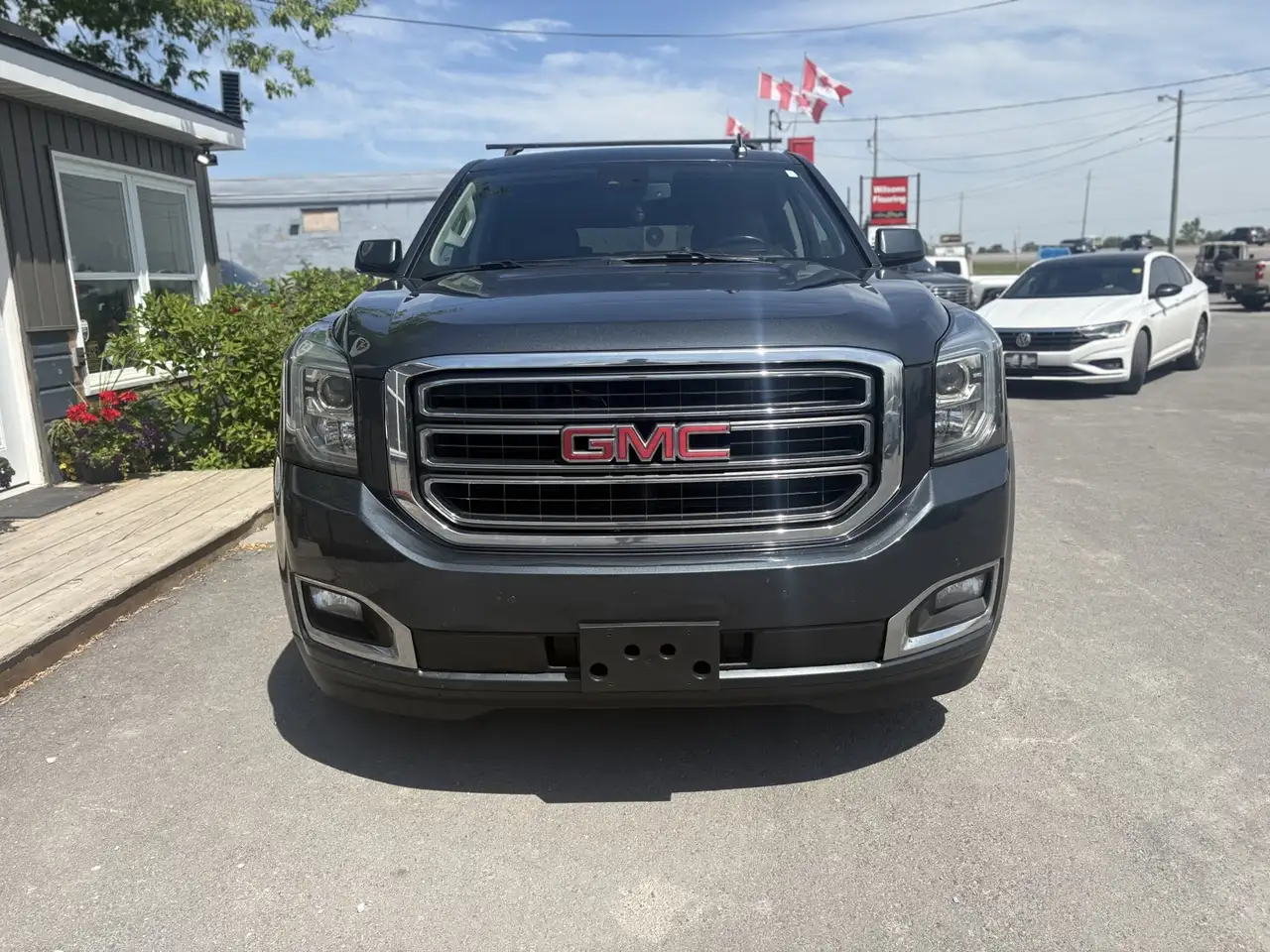 GMC Yukon снимка GMC Yukon