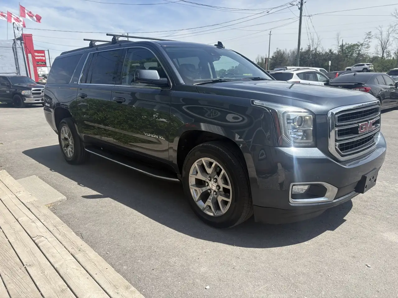 GMC Yukon снимка GMC Yukon