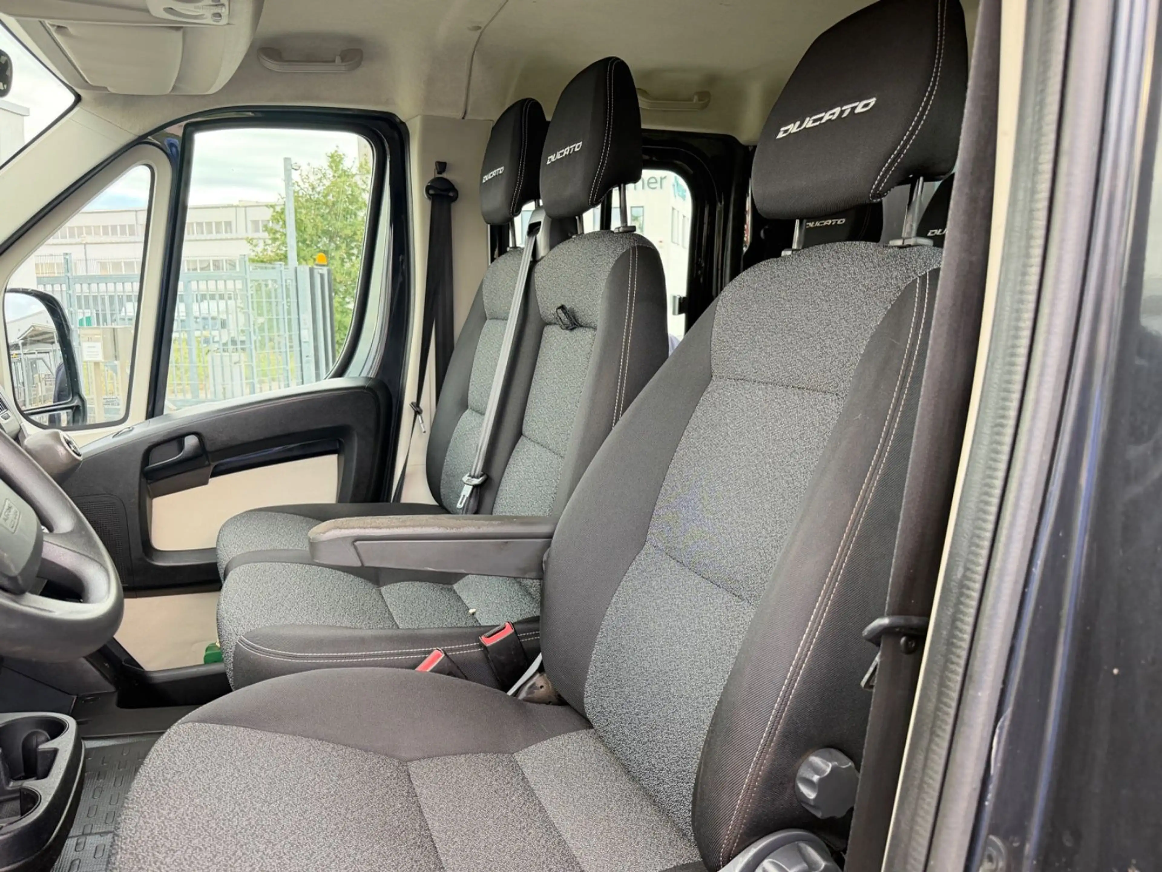 Fiat Ducato Maxi Pritsche+Plane Doppelk. 35 150 L5 P — photo 9