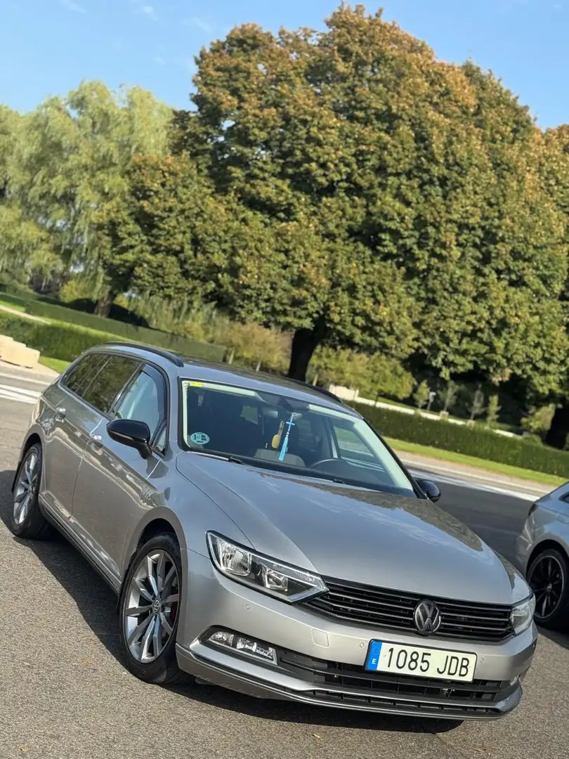 Volkswagen Passat Variant 1.6 TDI (BlueMotion Technology) Comfortline - 2