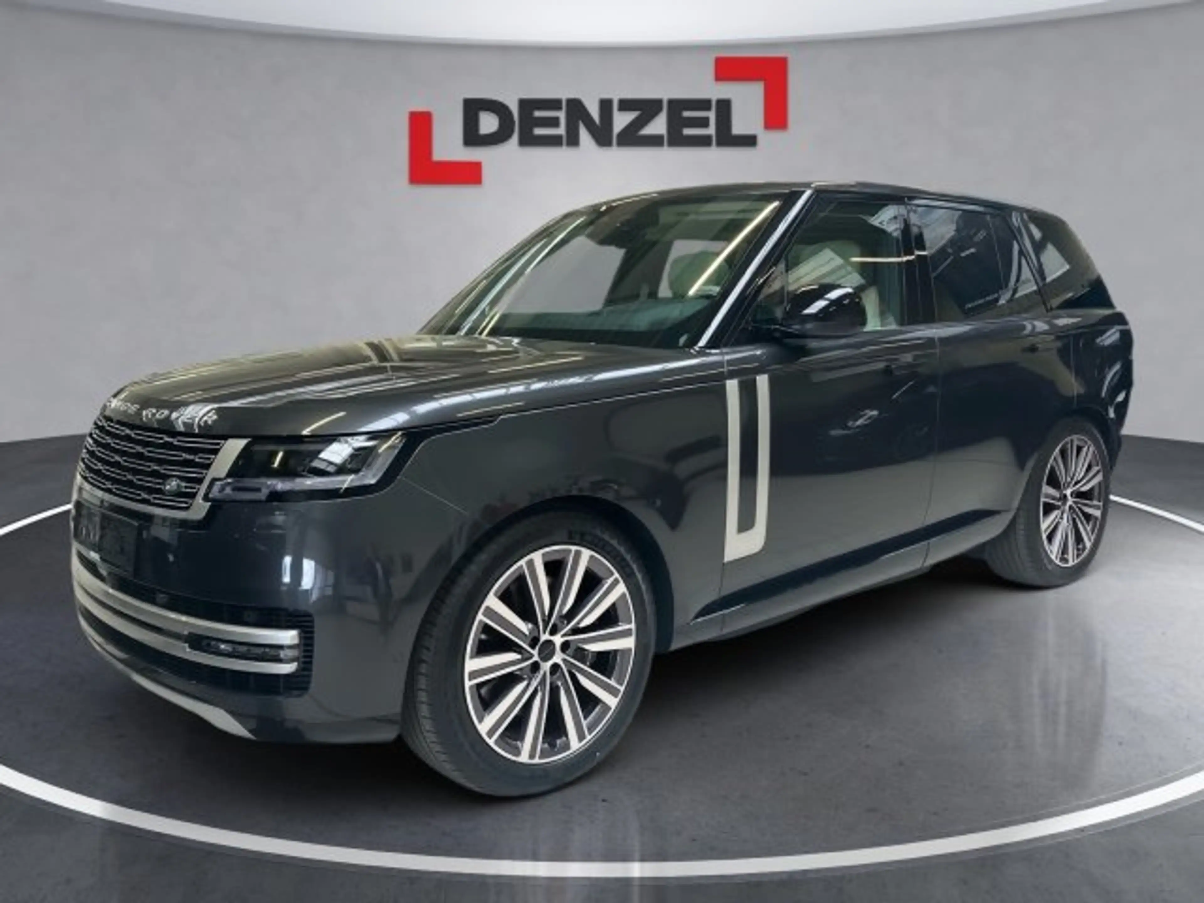 Land Rover Range Rover P550e Autobiography