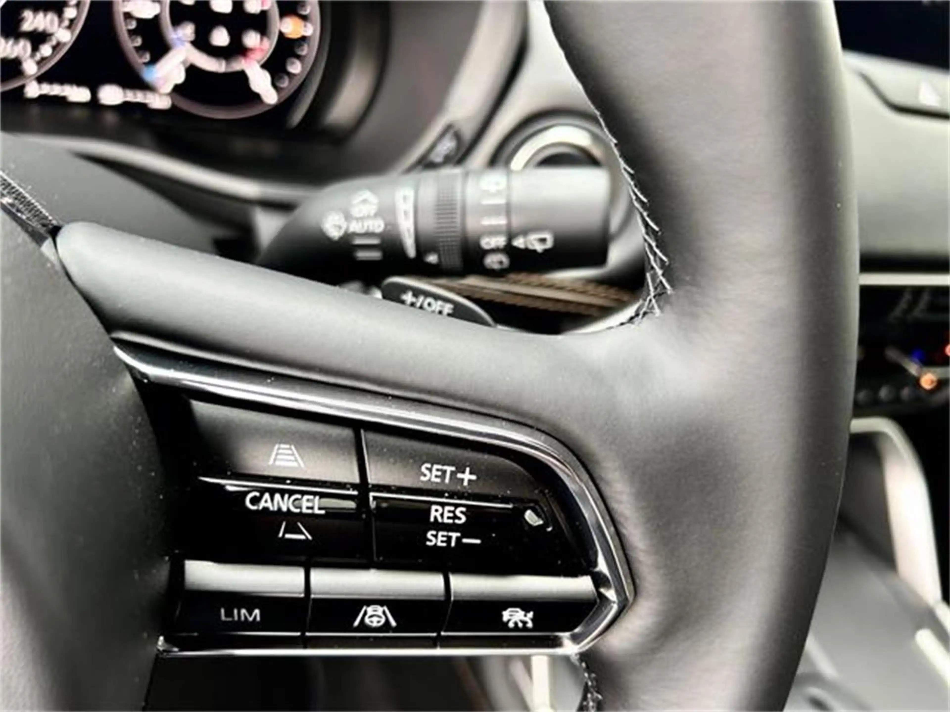 Mazda CX-60 2.5L e-SKYACTIV PHEV AWD HOMURA PLUS Aut. PL — photo 9