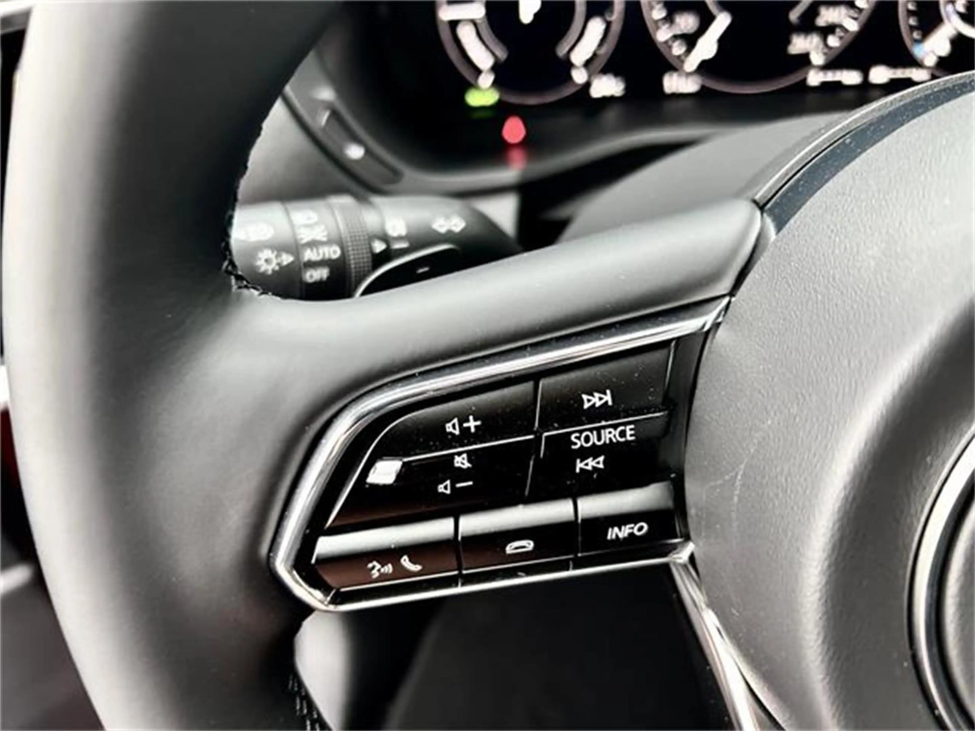 Mazda CX-60 2.5L e-SKYACTIV PHEV AWD HOMURA PLUS Aut. PL — photo 8