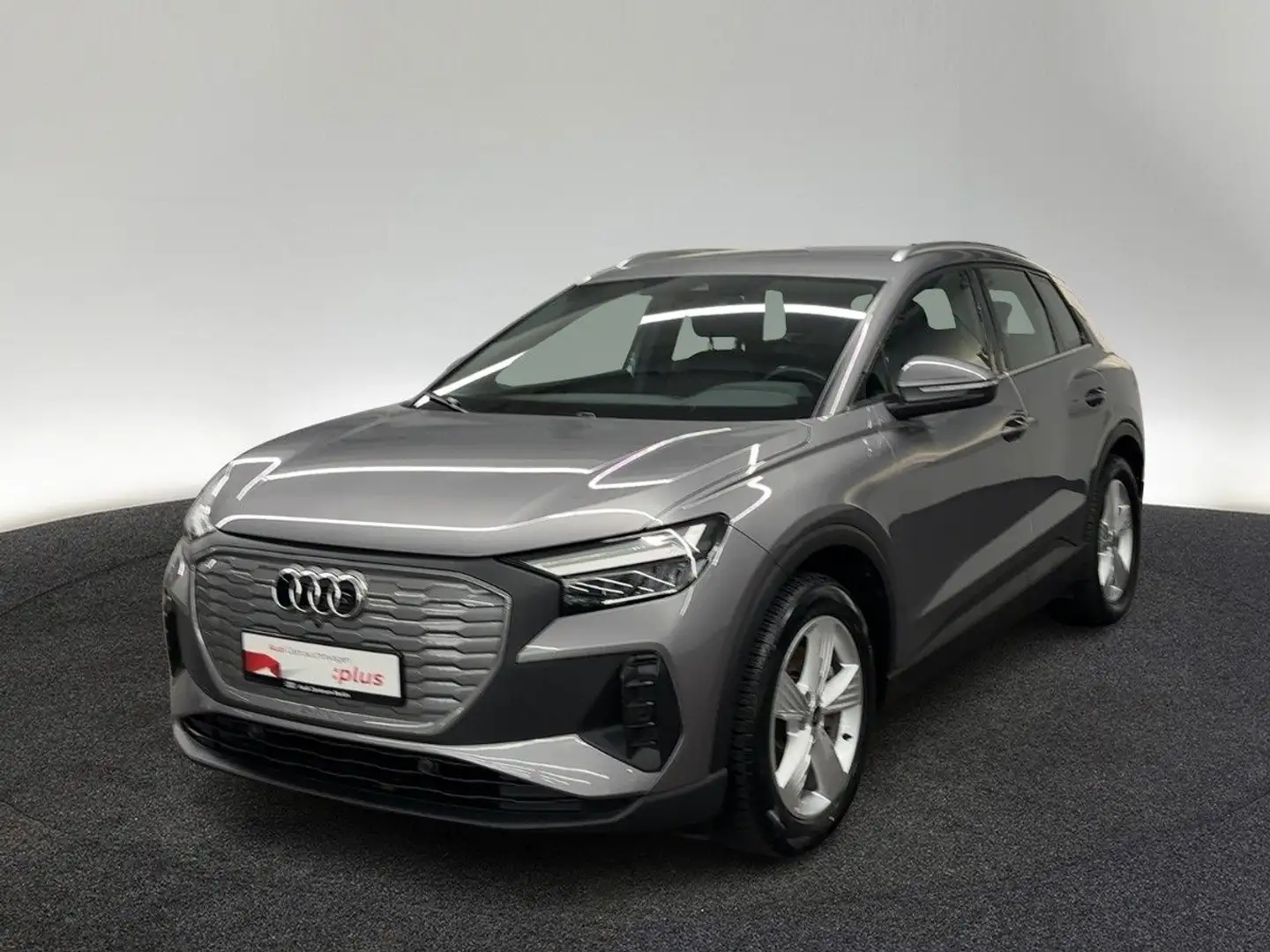Audi Q4 e-tron Q4 40 e-tron VIRTUAL LED NAVI RFK DAB SITZHZG Grau - 2