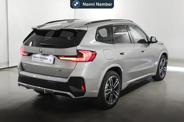 BMW X1 view 3