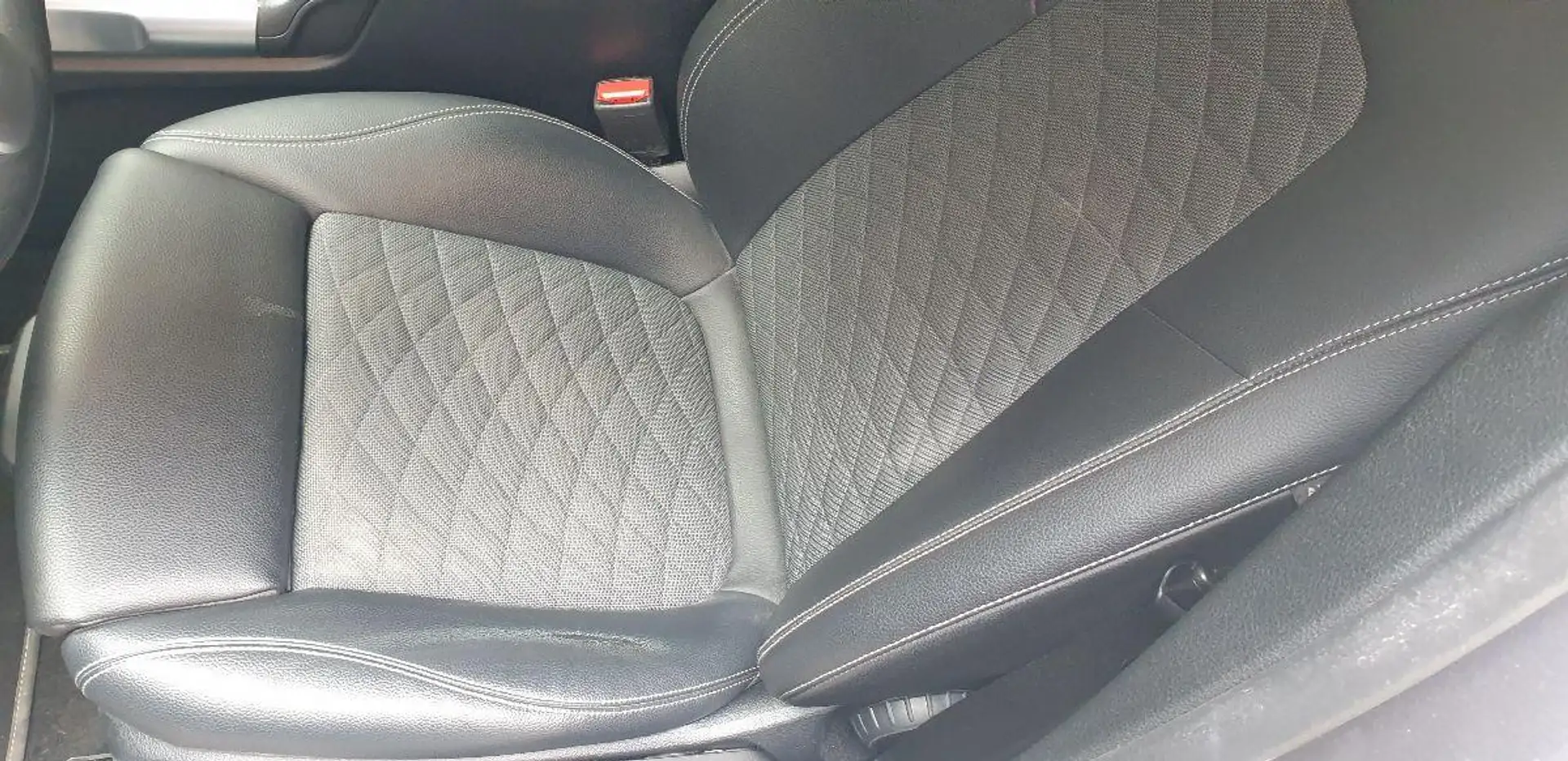 Mercedes-Benz GLB 200 200 d Automatic Sport Plus Grigio - 2