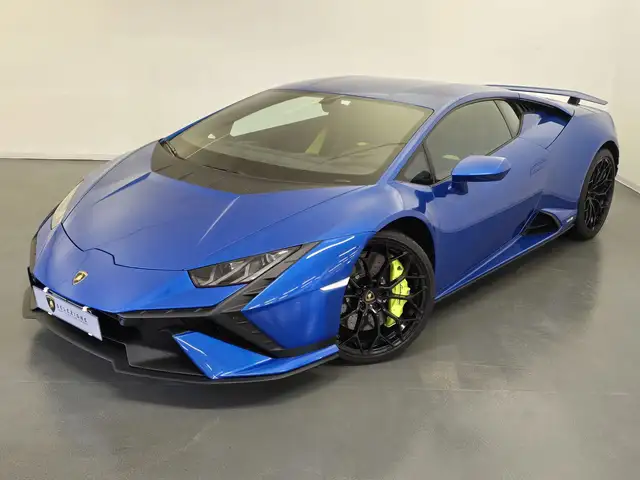 Lamborghini Huracan view 10