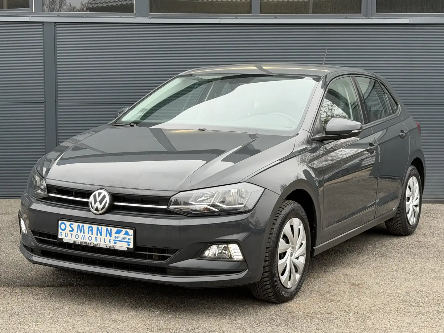 Volkswagen Polo 1.6 TDI SCR Comfortline ACC KLIMA Gris - 2