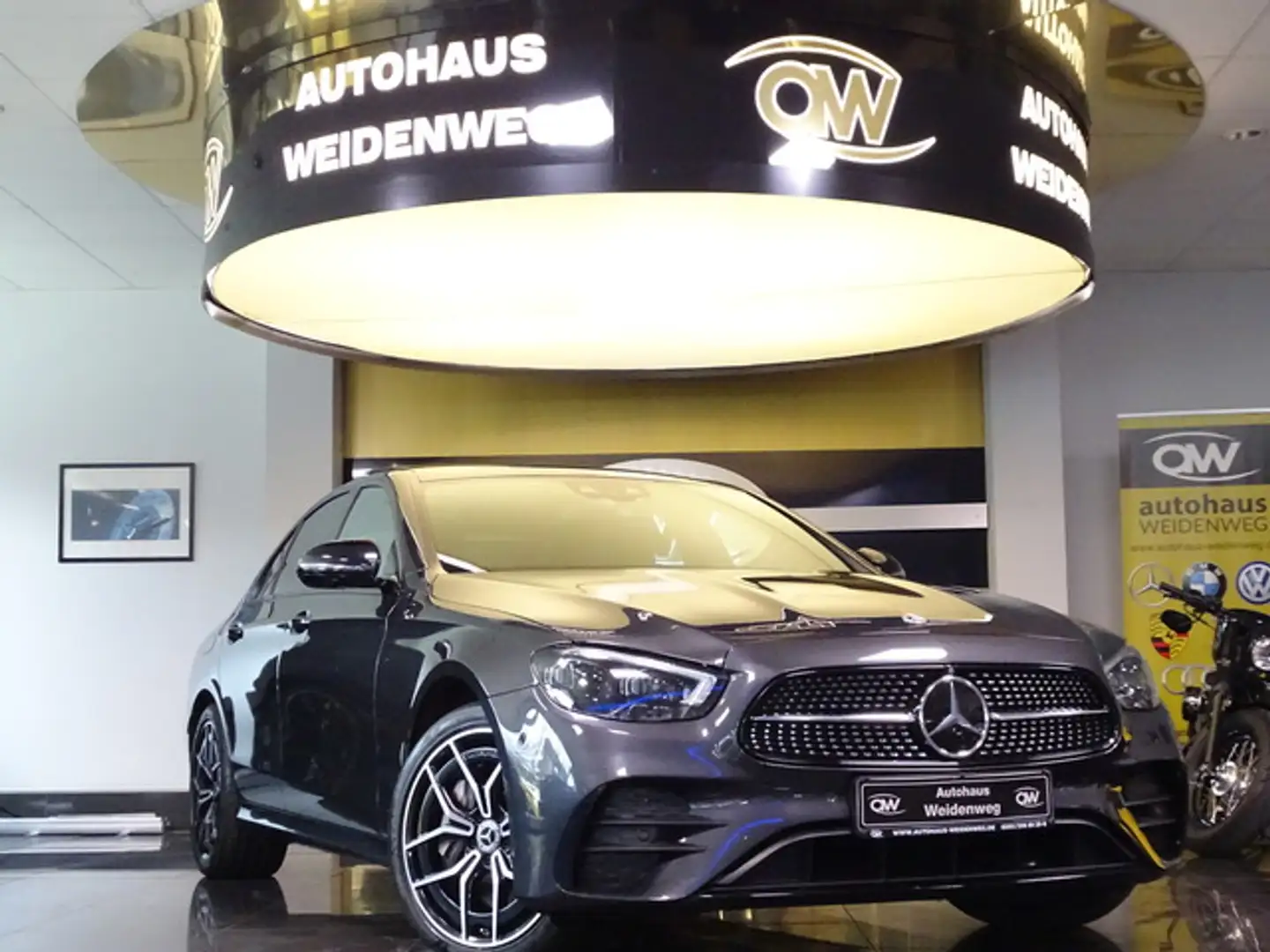 Mercedes-Benz E 400 d AMG 4M Pano HeadUp Dist Night 360Cam AHK Gris - 2