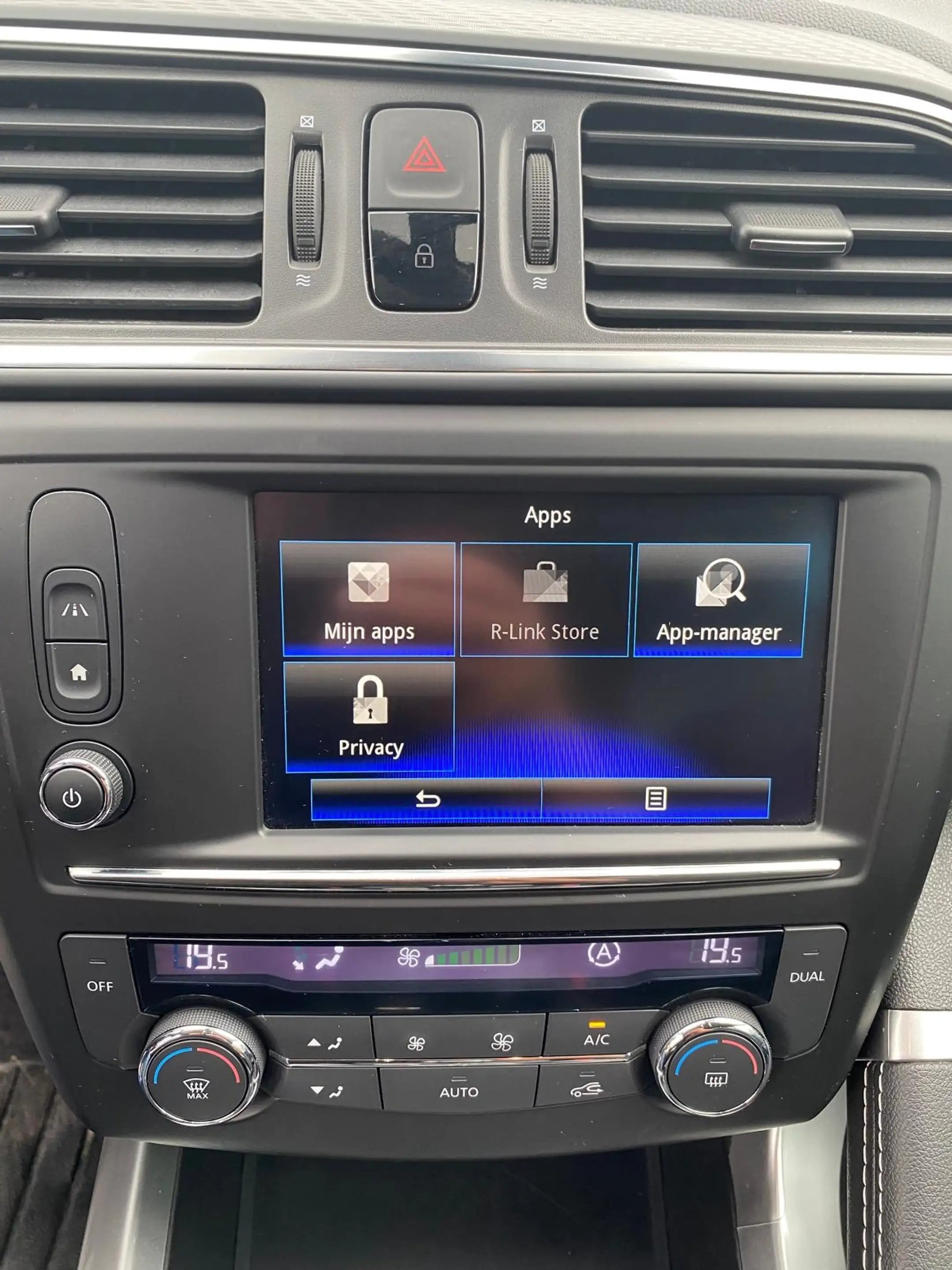 Renault Kadjar Kadjar 1.2 TCe Intens — photo 14