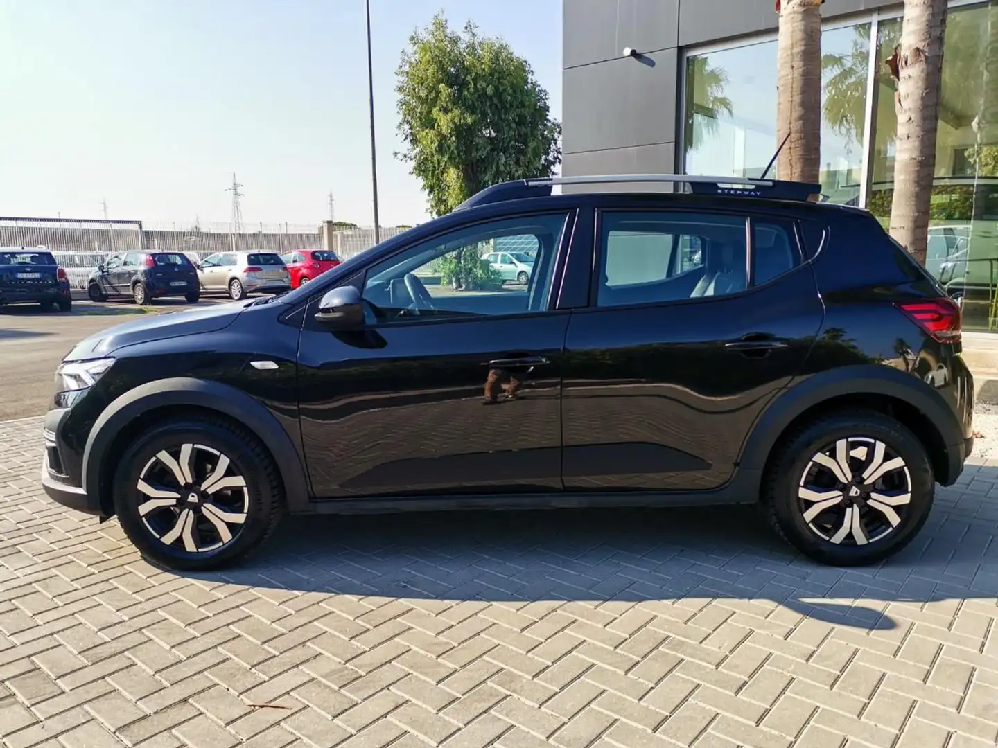 Dacia Sandero Stepway 1.0 TCe ECO-G Comfort Noir - 2