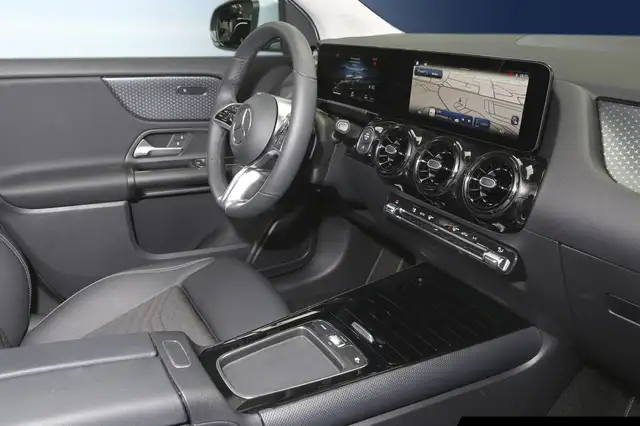 Mercedes-Benz Gla view 7
