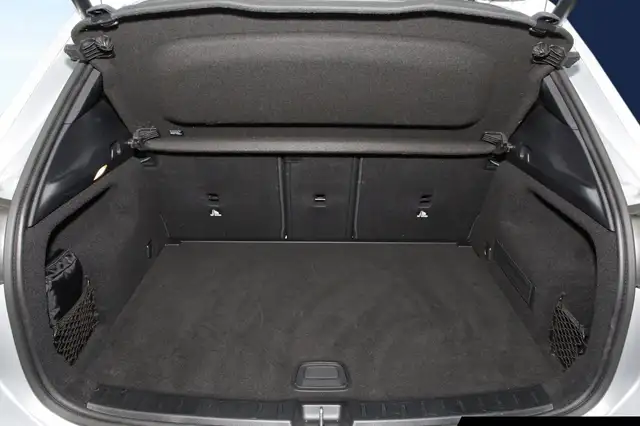 Mercedes-Benz Gla view 15