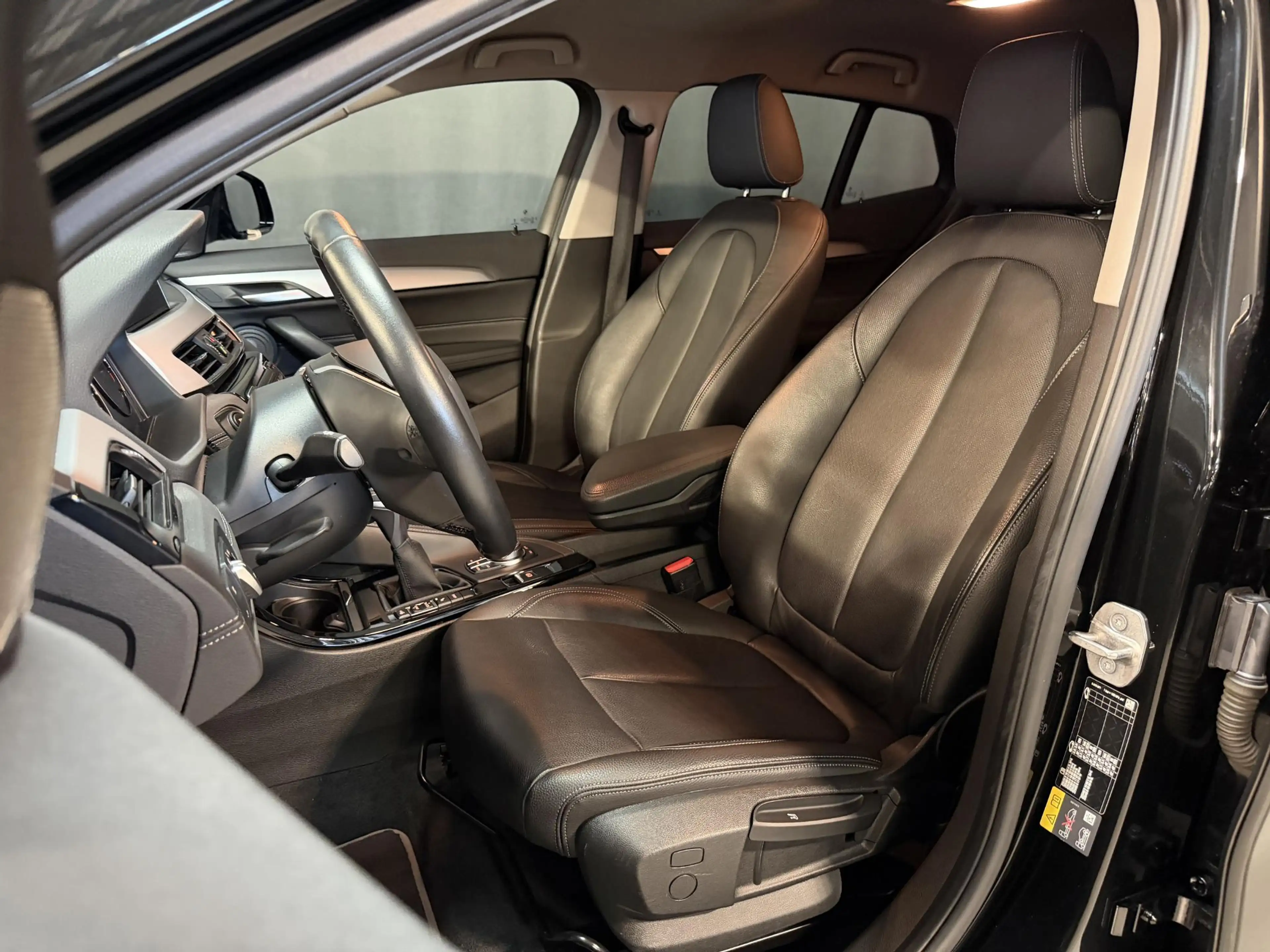 BMW X2 xDrive25e 18"/Leder/Harman Kardon/Camera/Apple Car — photo 7