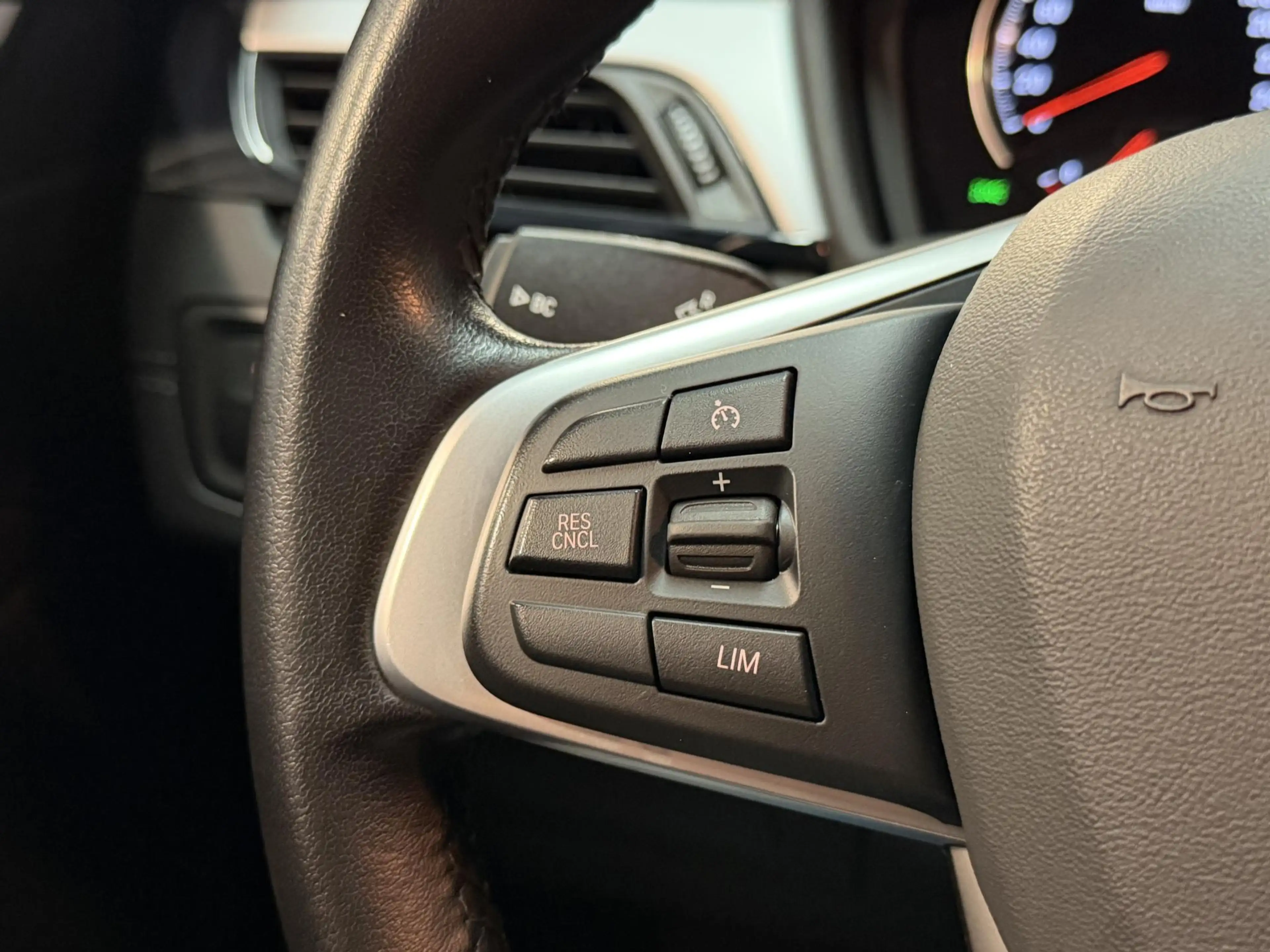 BMW X2 xDrive25e 18"/Leder/Harman Kardon/Camera/Apple Car — photo 13