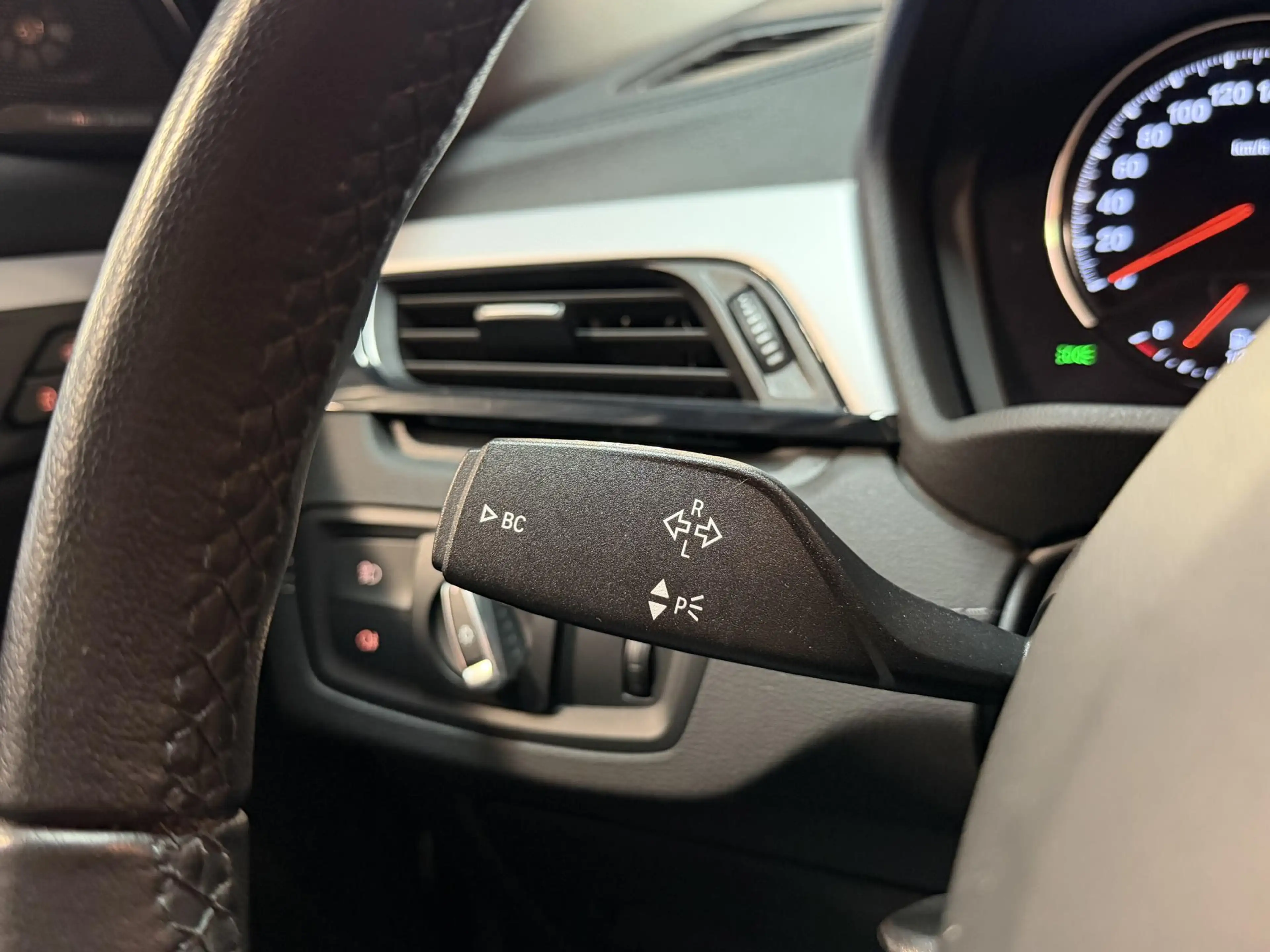 BMW X2 xDrive25e 18"/Leder/Harman Kardon/Camera/Apple Car — photo 24