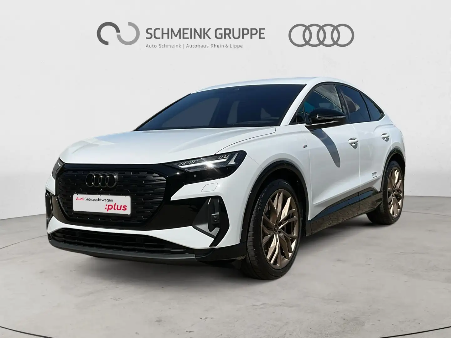 Audi Q4 e-tron 45 quattro edition S-line Weiß - 2