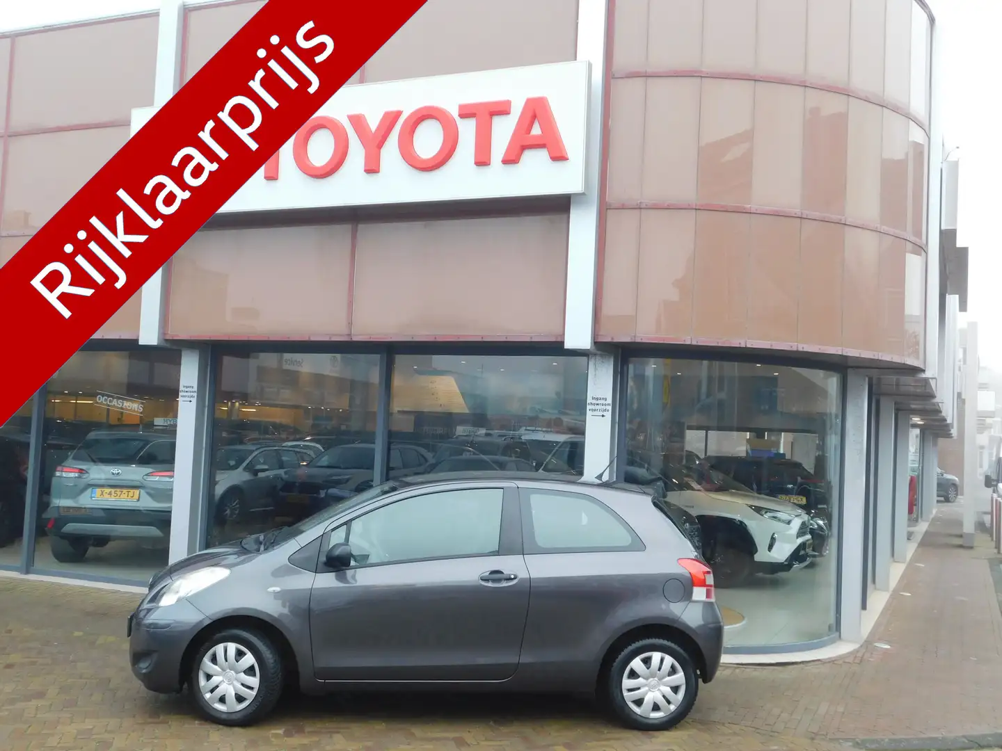Toyota Yaris 1.0 VVTi Acces | Airco | AUX | Gris - 1