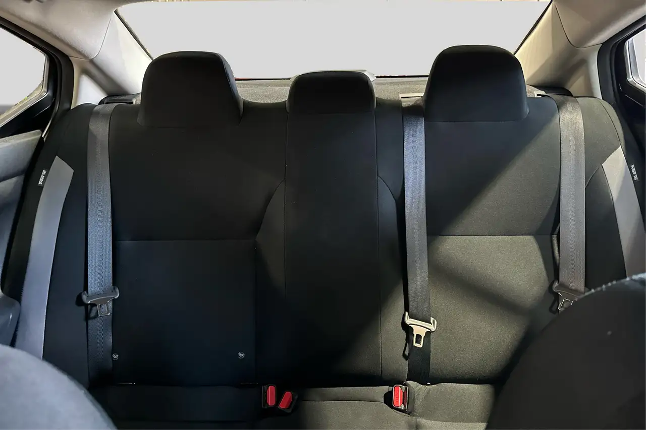 Nissan Versa снимка Nissan Versa