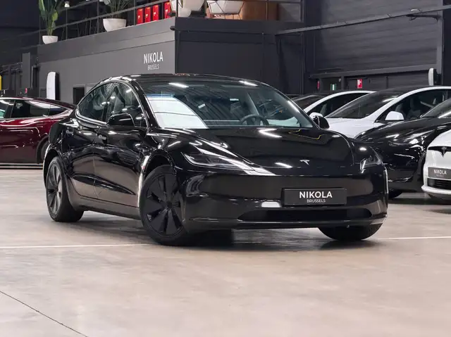 Tesla Model 3 HIGHLAND PREMIUM - AUTOPILOT - RWD - HARDWARE 4 - FSD READY