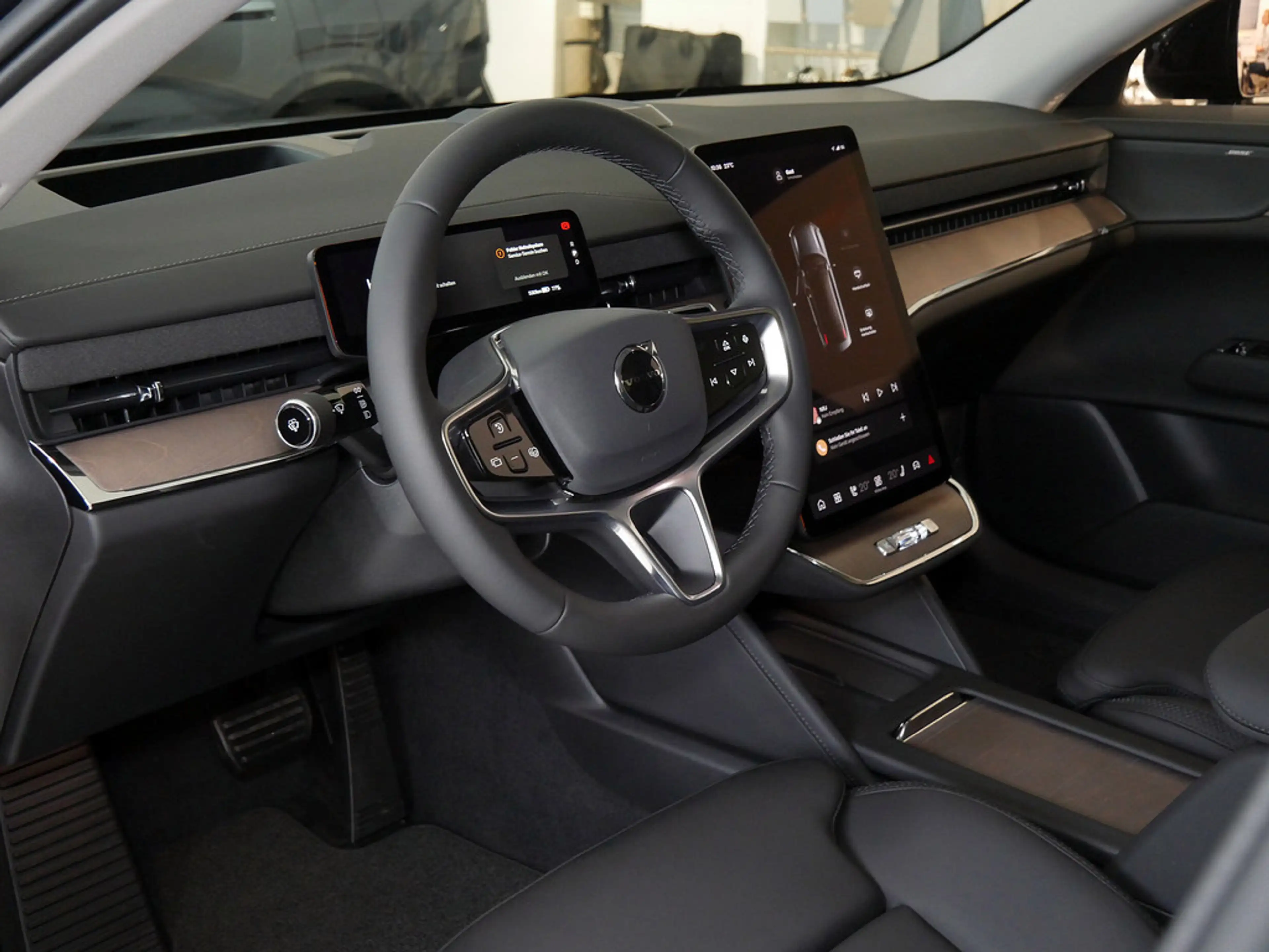 Volvo ES90 Single Motor Extended Range Plus 360° — photo 12