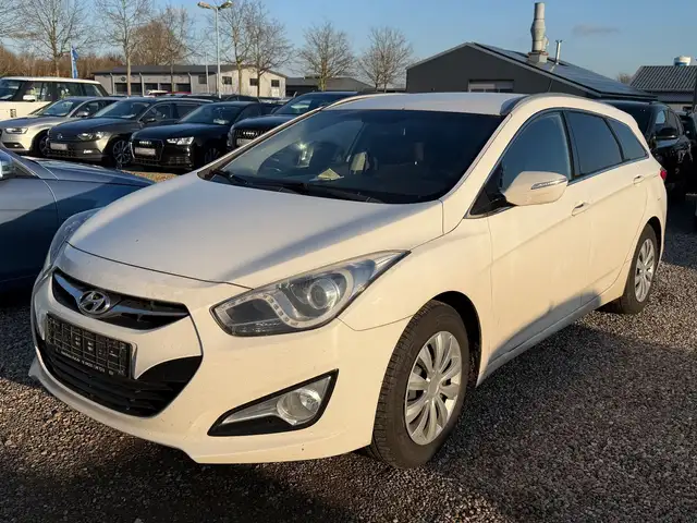 Hyundai i40 cw Comfort 1.6 GDI Klima Navi