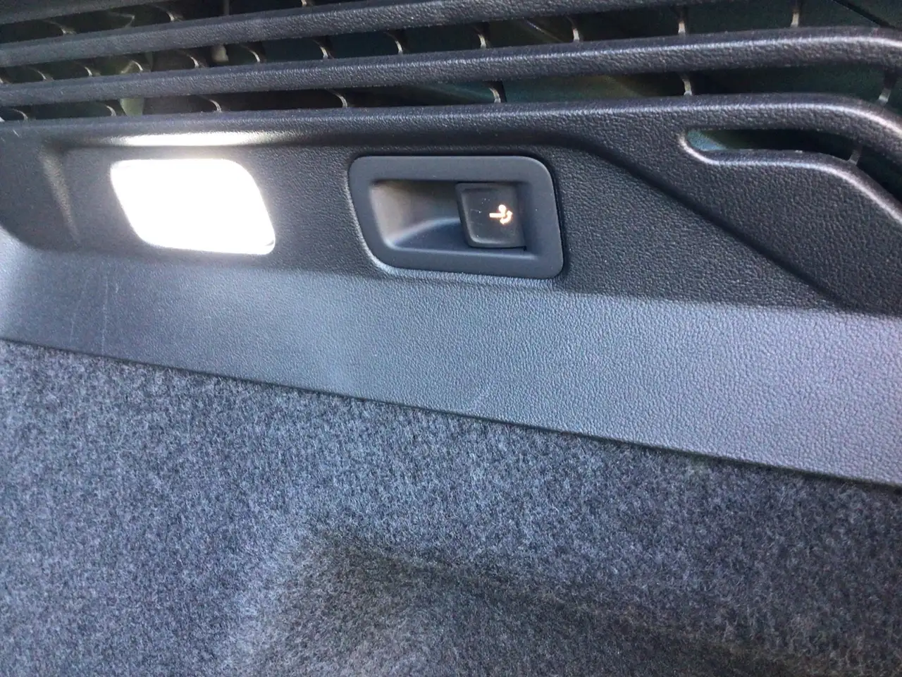 Volkswagen ID.4 PRO 82 kWh +WÄPU +AHK +H&K +IQ.LIGHT +ACC +RKAM +, миниатюра 21