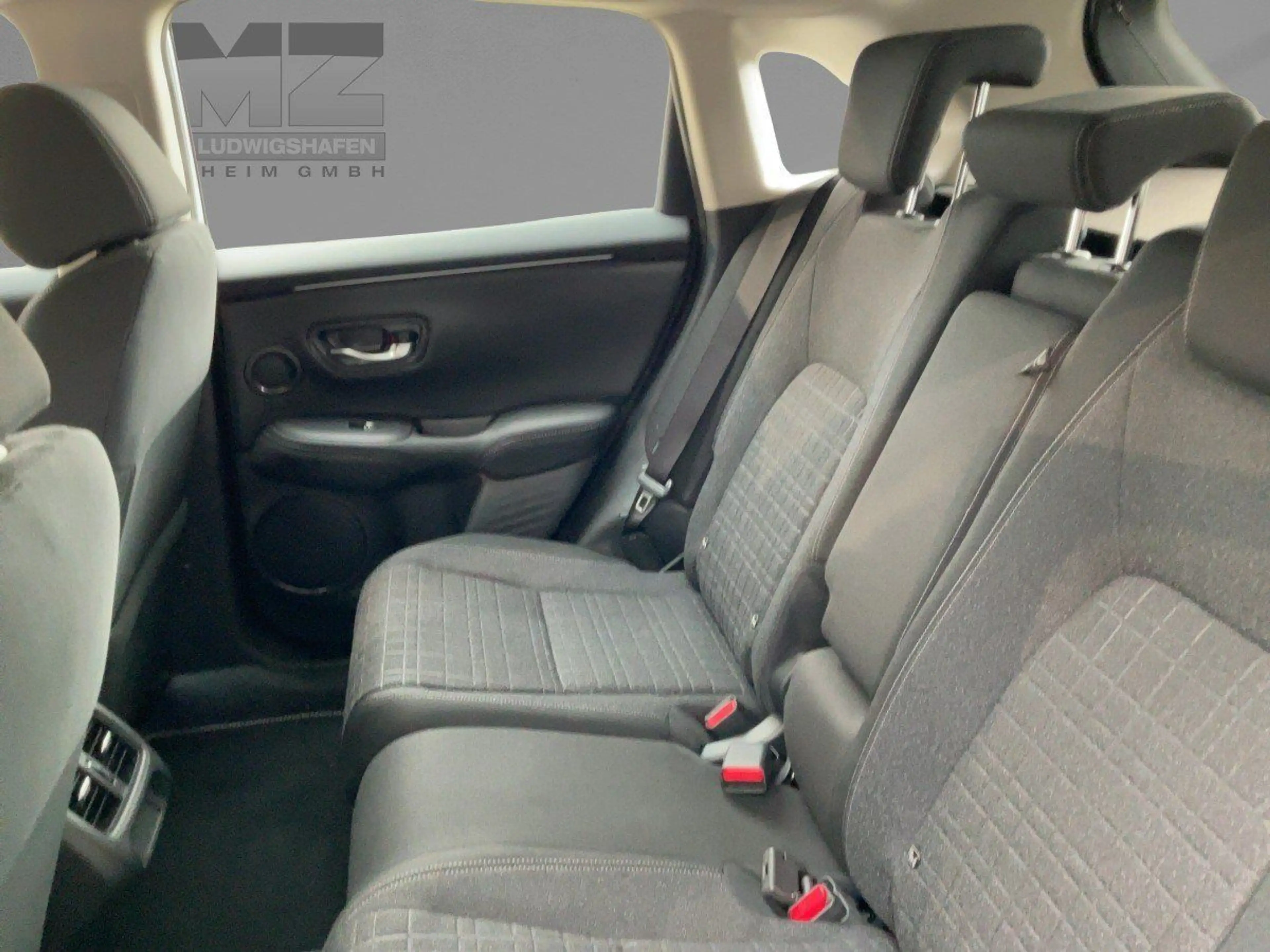 Honda ZR-V e:HEV Elegance ACC+LED+Navi+SHZ+2xKlima+LM — photo 9