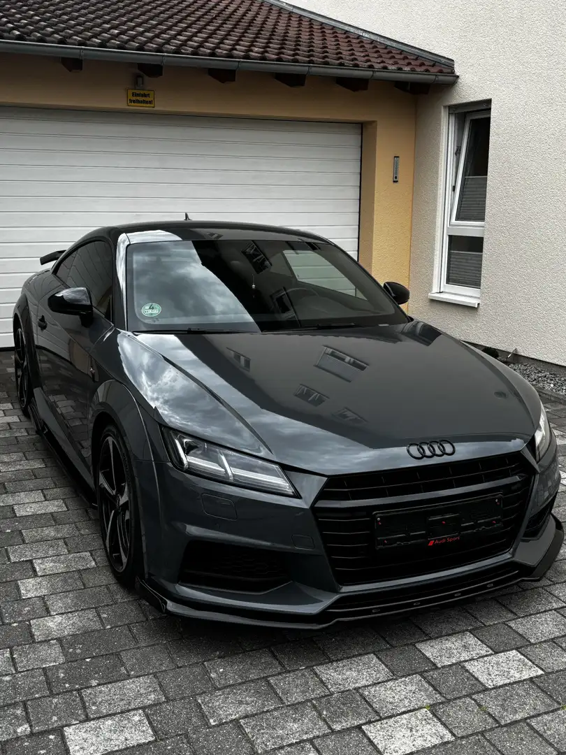 Audi TT 2.0 TFSI Competition Gris - 2