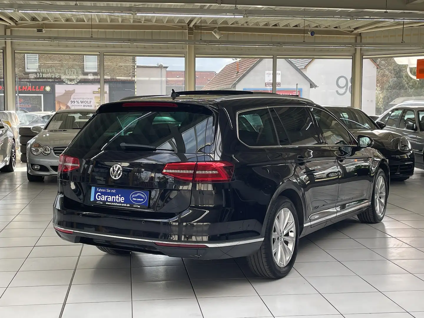 Volkswagen Passat Variant 2.0TDI DSG Highline Pano ACC LED Noir - 2