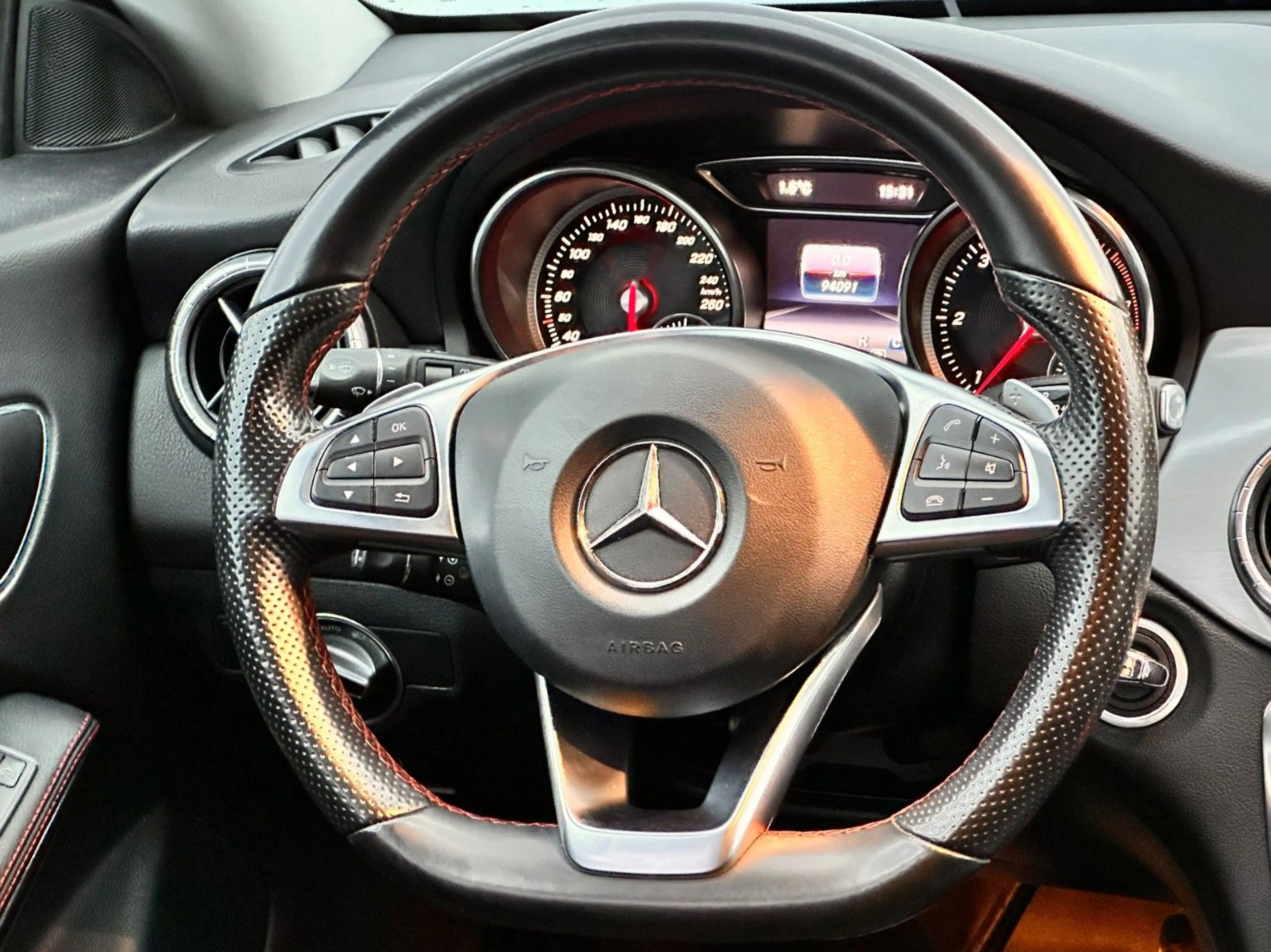 Mercedes-Benz CLA 200 d Shooting Brake 4MATIC AMG-LINE LED RFK — photo 14