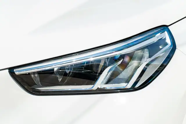 BMW X1 view 8