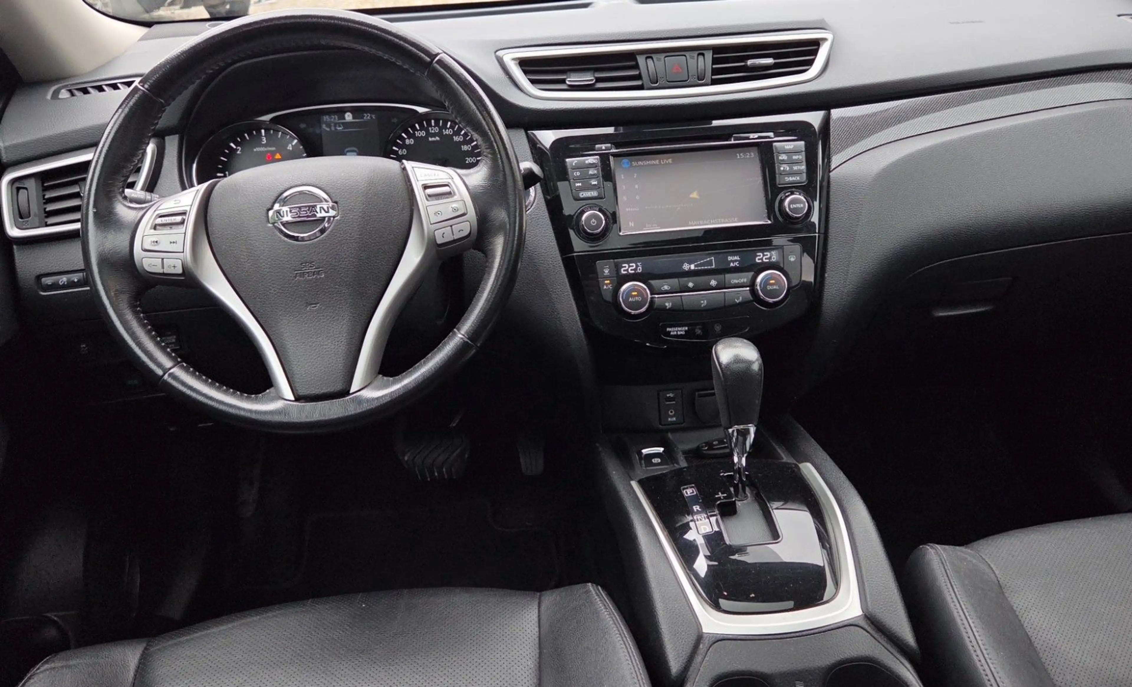 Nissan X-Trail Acenta Pano Klima Navi PDC 1.Hd — photo 12