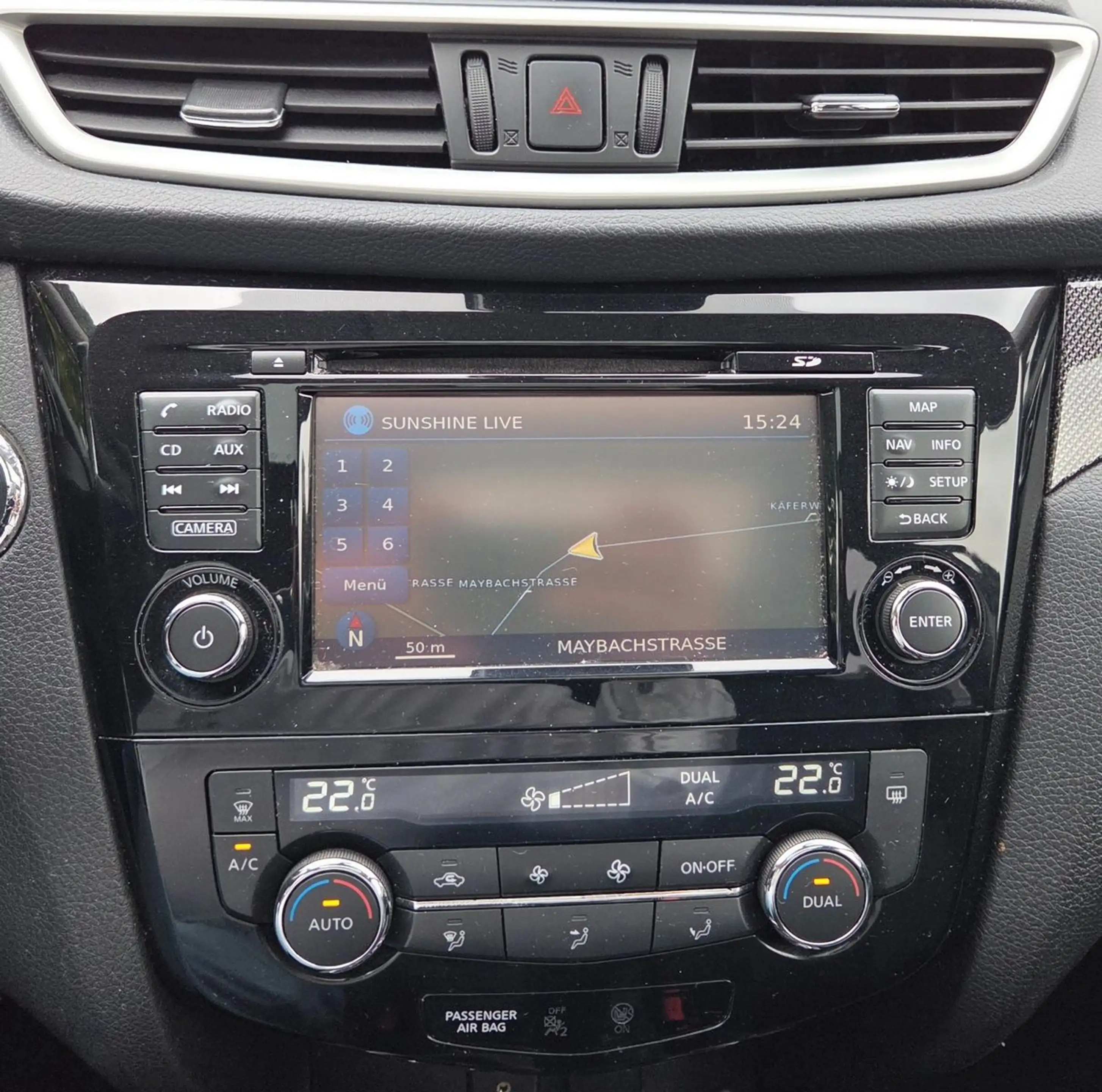 Nissan X-Trail Acenta Pano Klima Navi PDC 1.Hd — photo 15