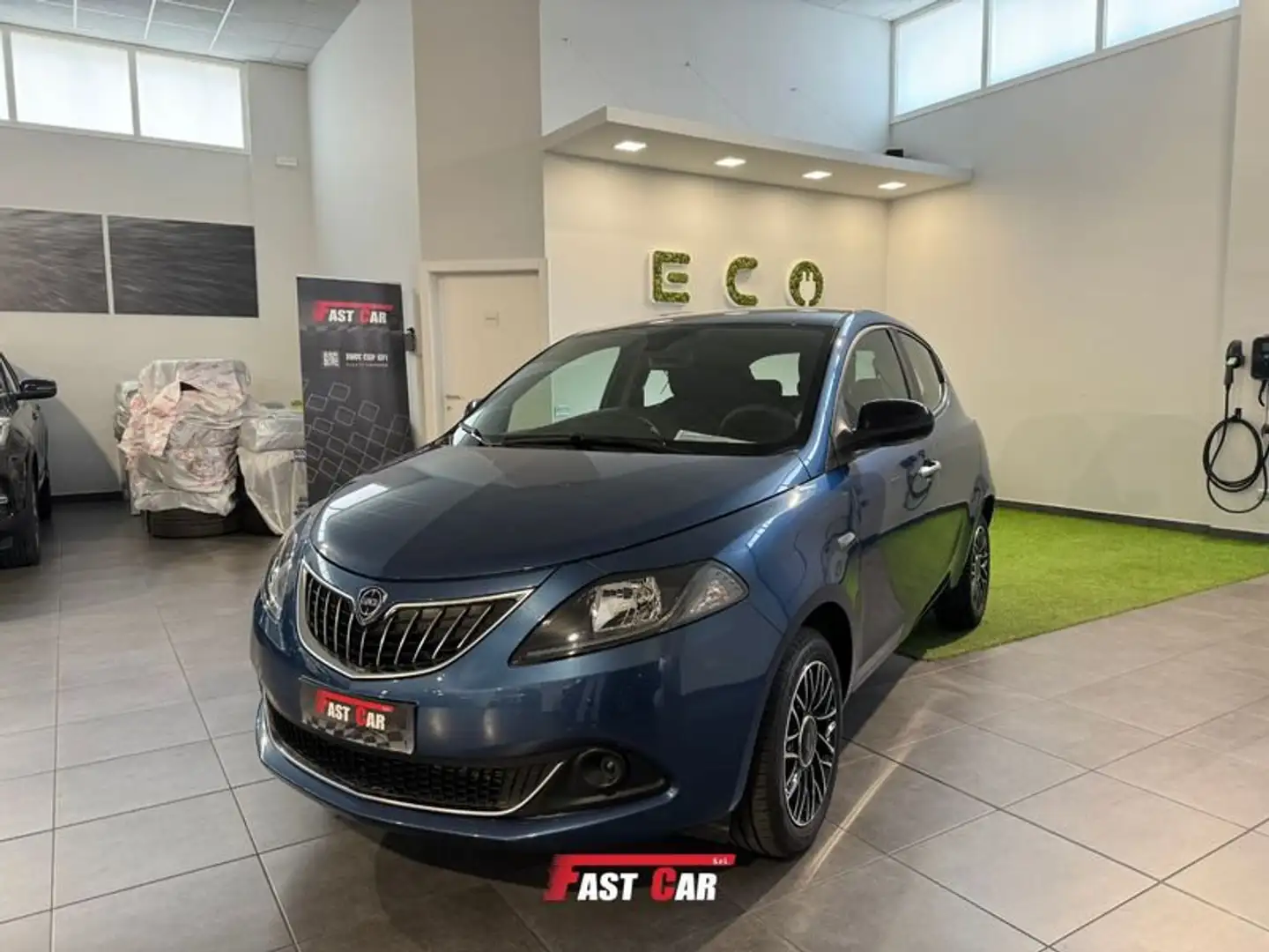 Lancia Ypsilon 1.0 FireFly 5 porte S&S Hybryd Gold Blu/Azzurro - 1