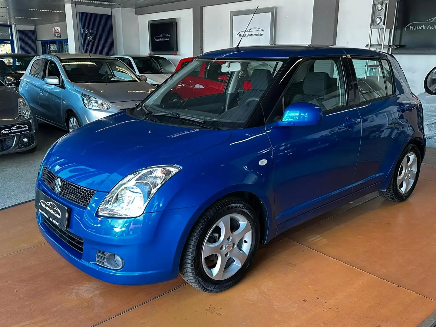 Suzuki Swift Comfort AUT./KLIMA/SHZ/MFL/8-FACH Blau - 1