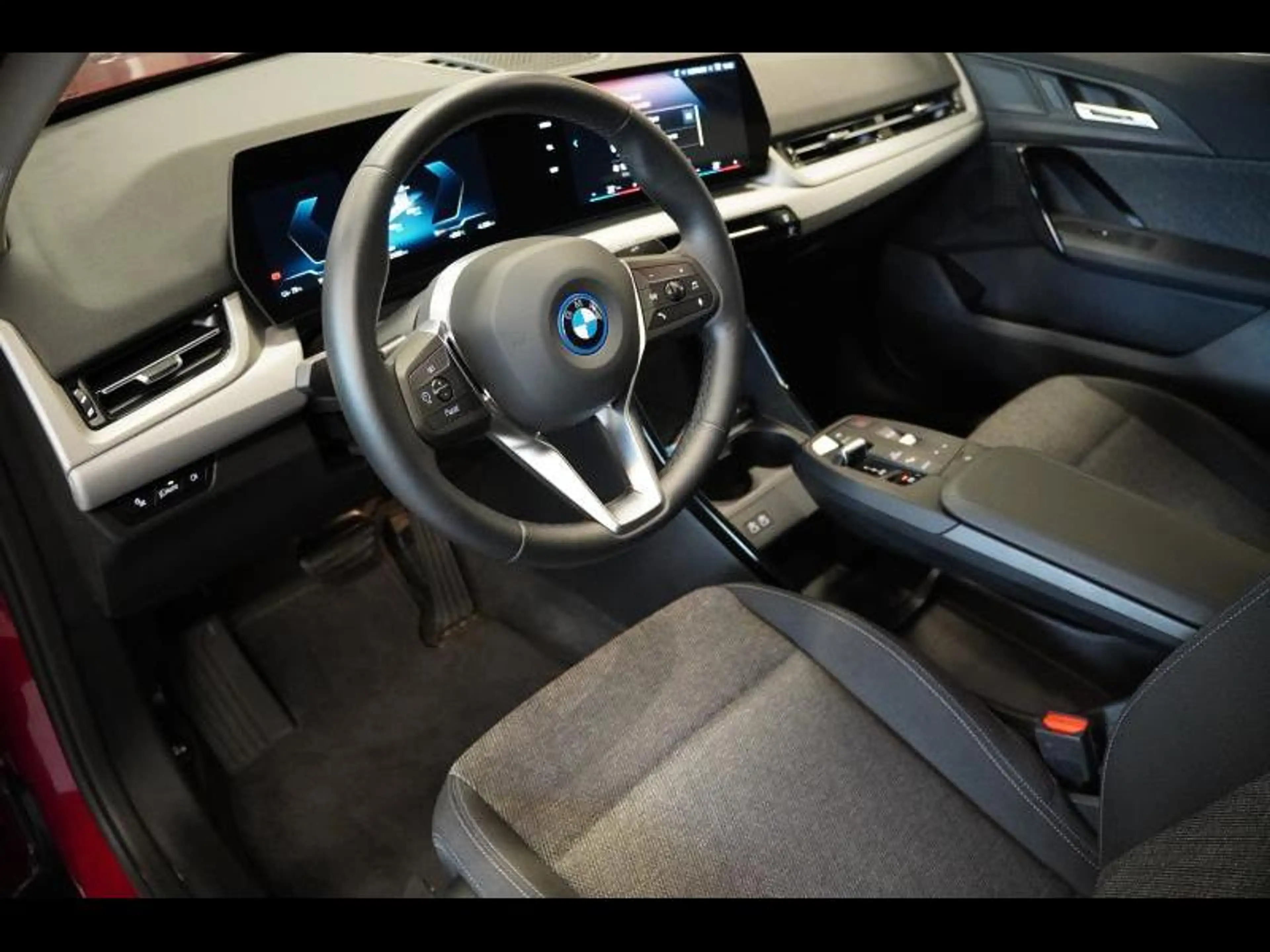 BMW iX2 NAVIGATIE CAMERA SHADOW LINE — photo 6