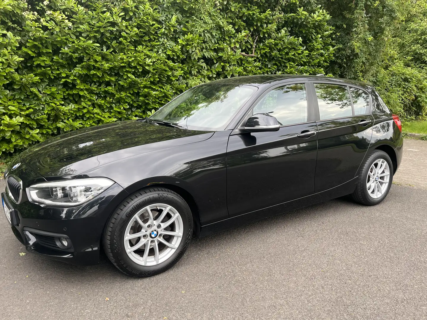 BMW 118 i Advantage, TÜV neu, Kupplung + Steuerung neu Schwarz - 1
