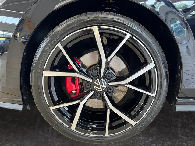 Volkswagen Golf view 15