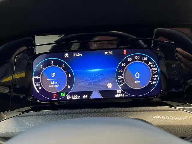 Volkswagen Golf view 12