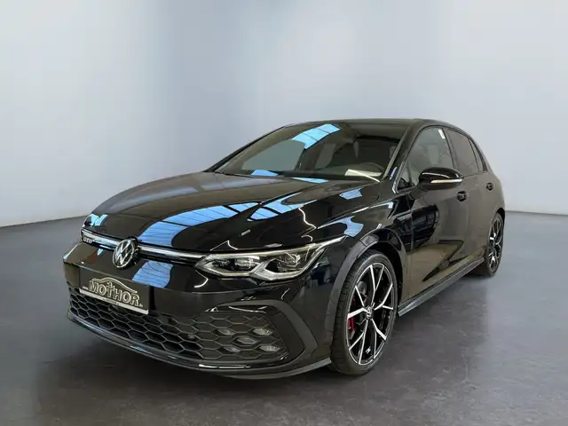 Volkswagen Golf view 2