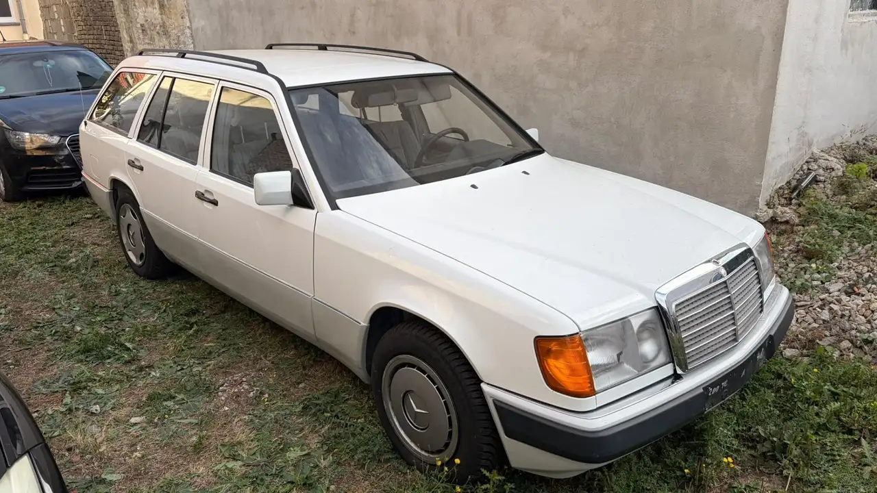 Mercedes-Benz E 200 TE, foto 3